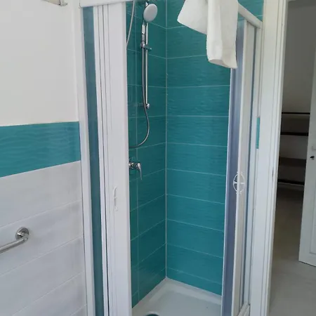 Hotel apartamentowy Villa3 Cancelli Via Del Mare 4*