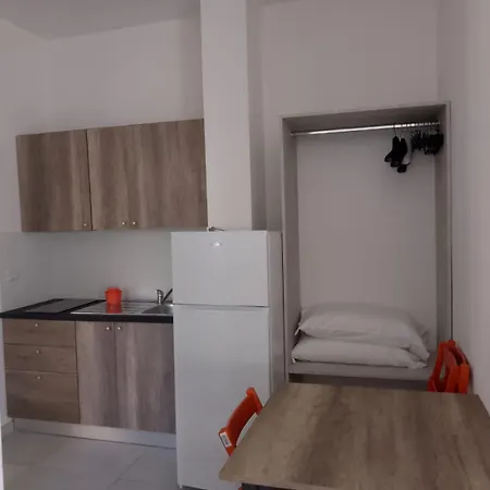 Hotel apartamentowy Villa3 Cancelli Via Del Mare