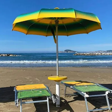 Hotel apartamentowy Villa3 Cancelli Via Del Mare Formia